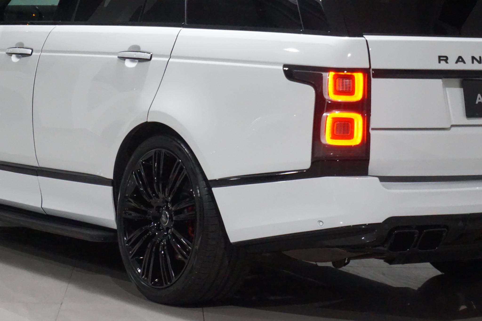 Land Rover Range Rover 4.4 SD V8 Autobiography Auto 4WD Euro 6 (s/s) 5dr